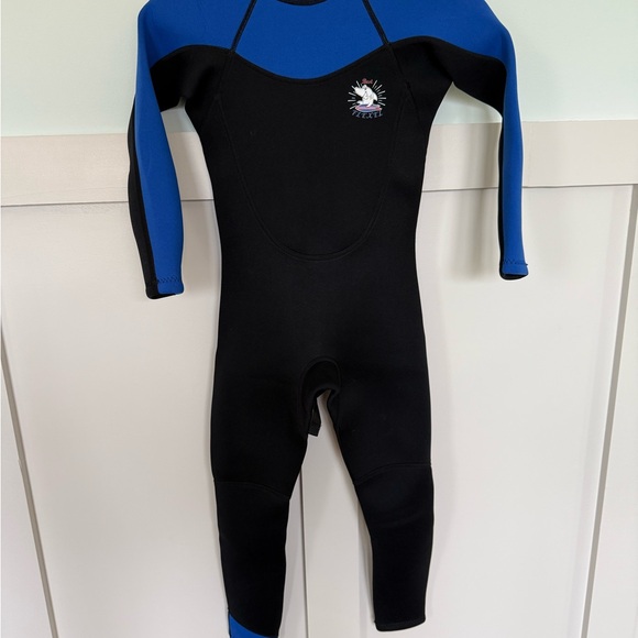 REALON Neoprene Wet Suit 90% Nylon, 10% Medium Blue Black - Picture 1 of 5